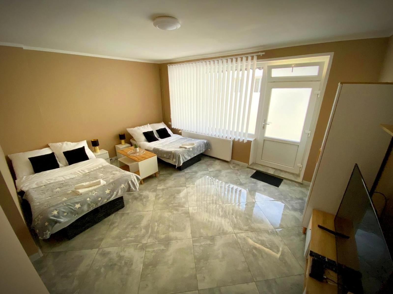 Ferienwohnung In Parknaehe Bad Muskau Esterno foto